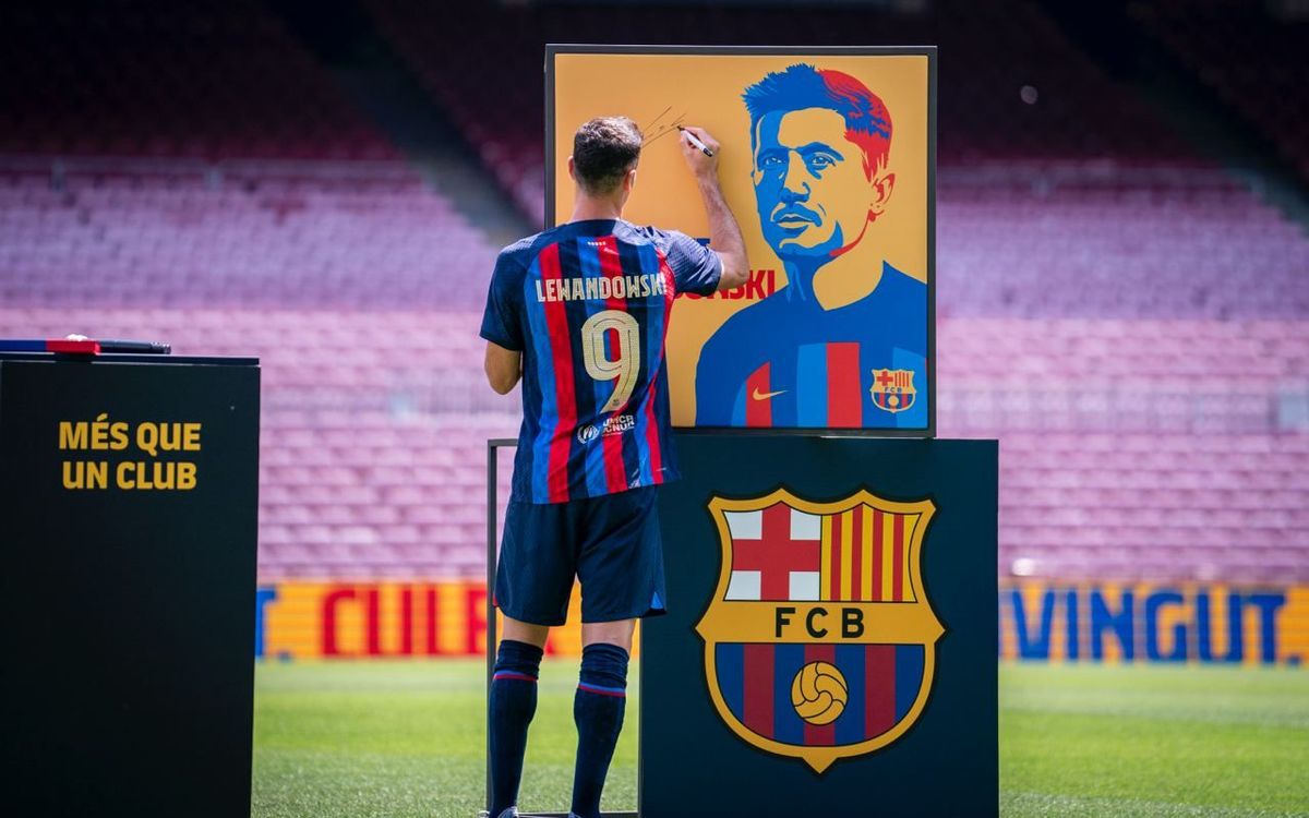 Robert Lewandowski, nouveau numéro '9' du Barça