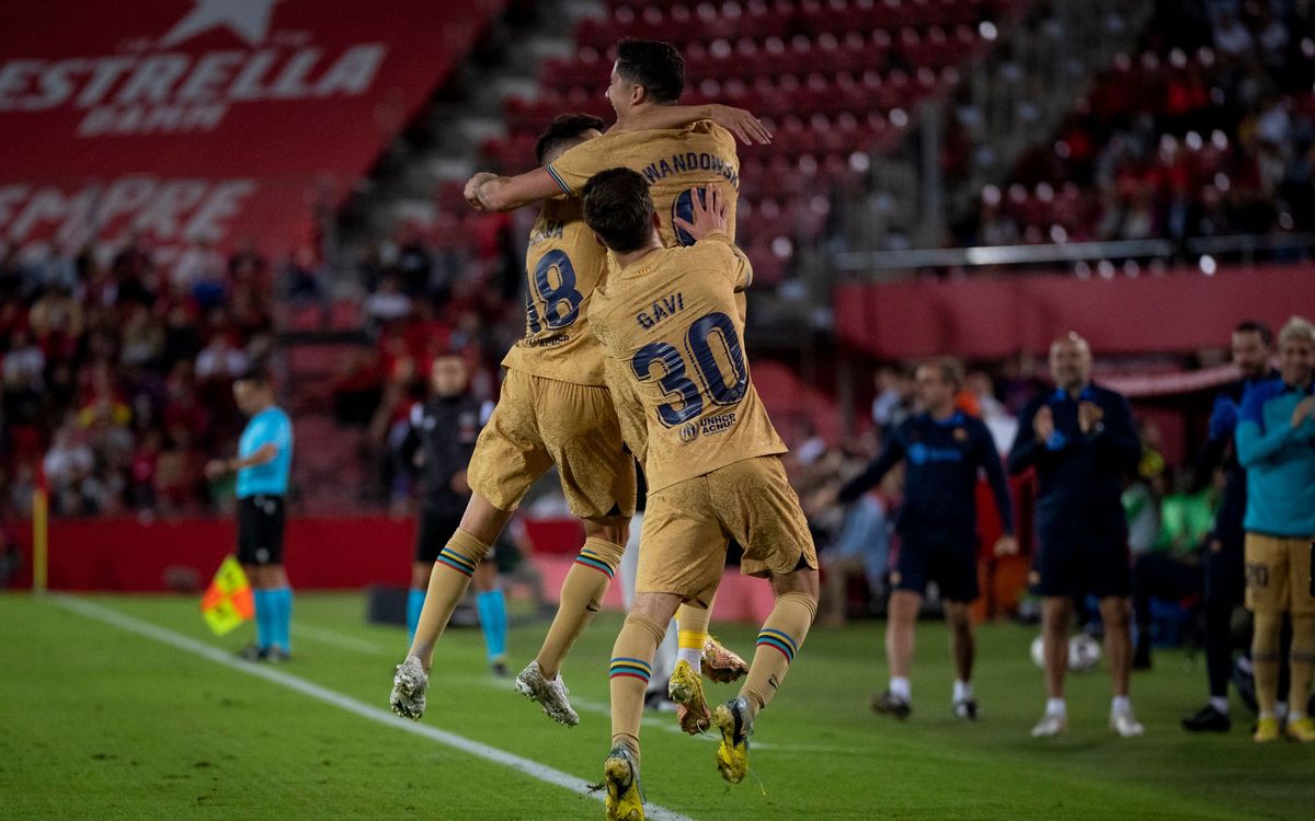 PREVIA | Valencia - Barça: Desplazamiento exigente en la Liga