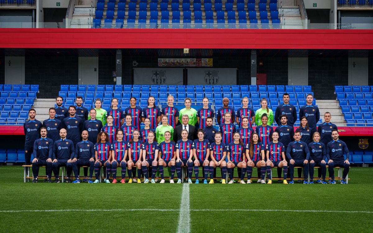 FC Barcelona women pose for official 2022/23 photo