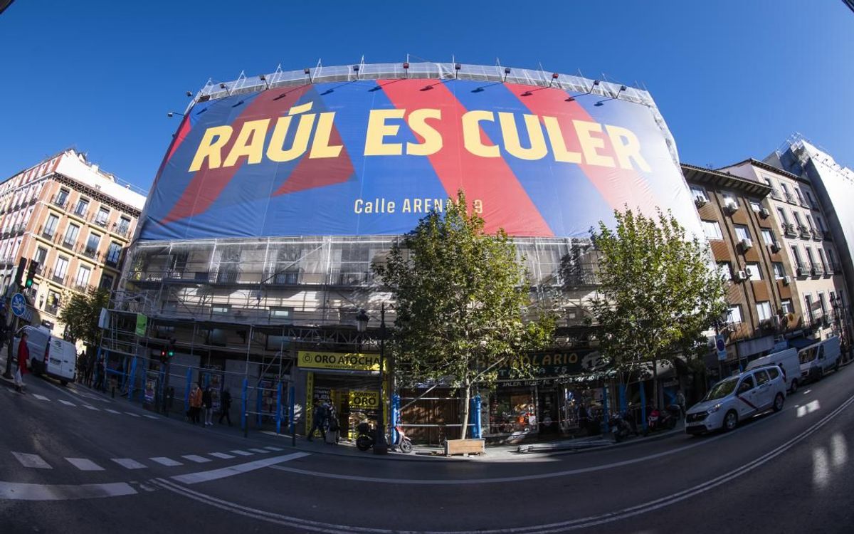 'Raúl es culer', la campaña que ha precedido la apertura de la Barça Store en Madrid