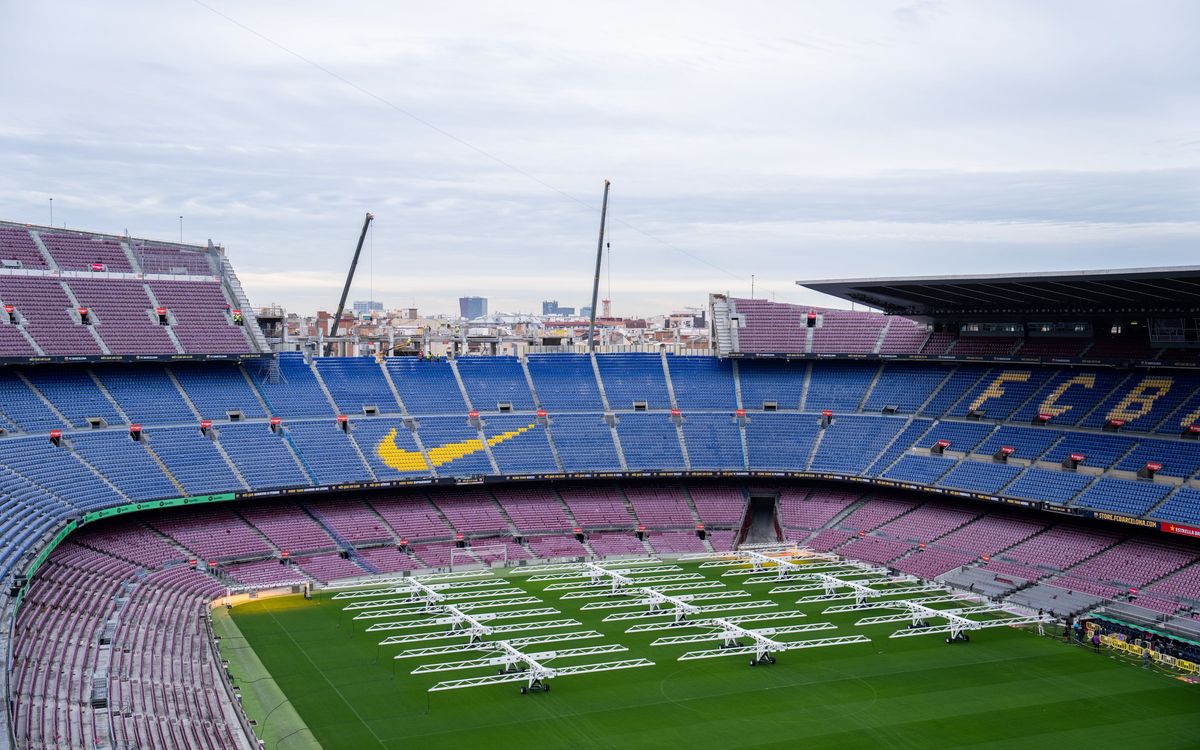 A punt de concloure la primera fase de la demolició parcial de la tercera graderia del Gol Sud de l'Spotify Camp Nou