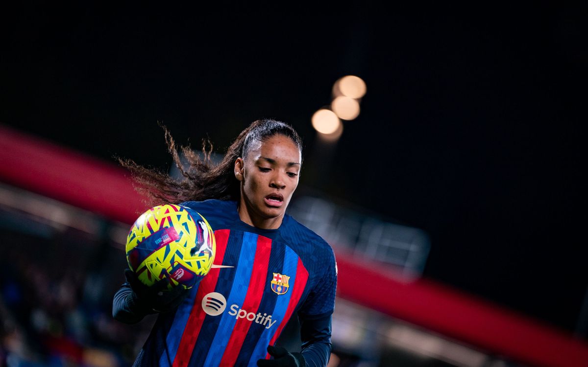 Who really is... Salma Paralluelo?