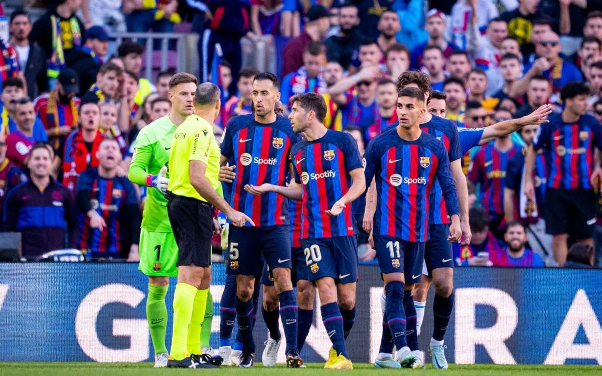 FC Barcelona - Espanyol: Empate en el derbi caliente