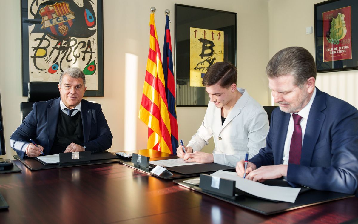 Domen Makuc, renovado hasta el 2026