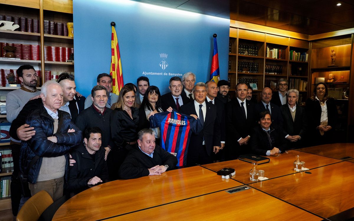 La Fundación del FC Barcelona y el Ayuntamiento de Banyoles renuevan el convenio del programa sociodeportivo 'Barça Activa't'