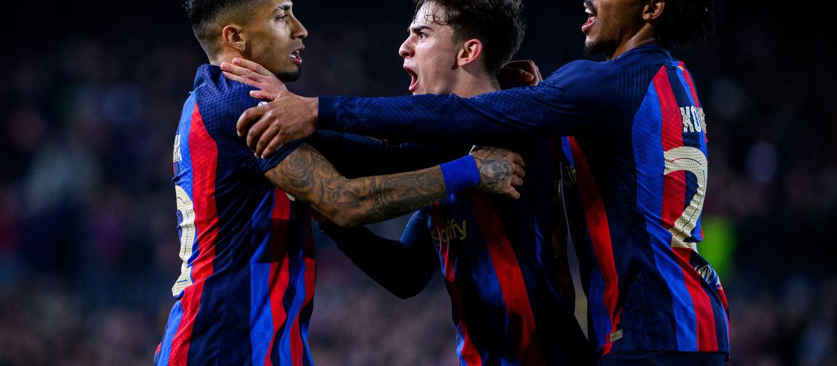 2-2 in the first leg, historically favourable for FC Barcelona