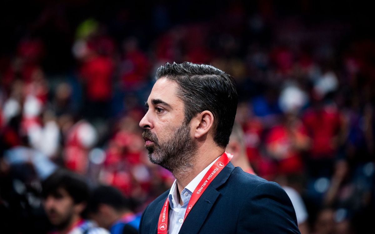 Juan Carlos Navarro: “Un equip gran s'ha d'aixecar”