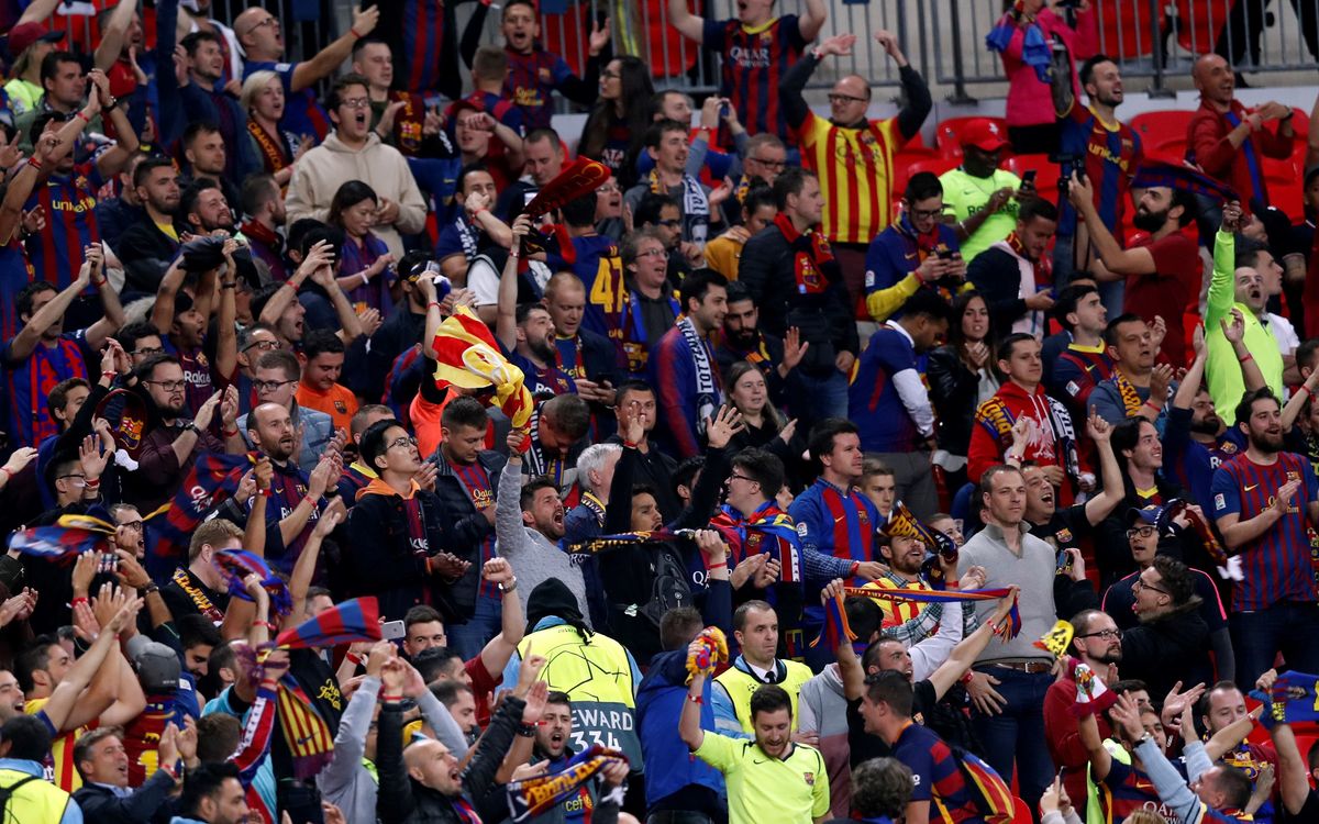 Over 2,000 fans supporting FC Barcelona at Old Trafford