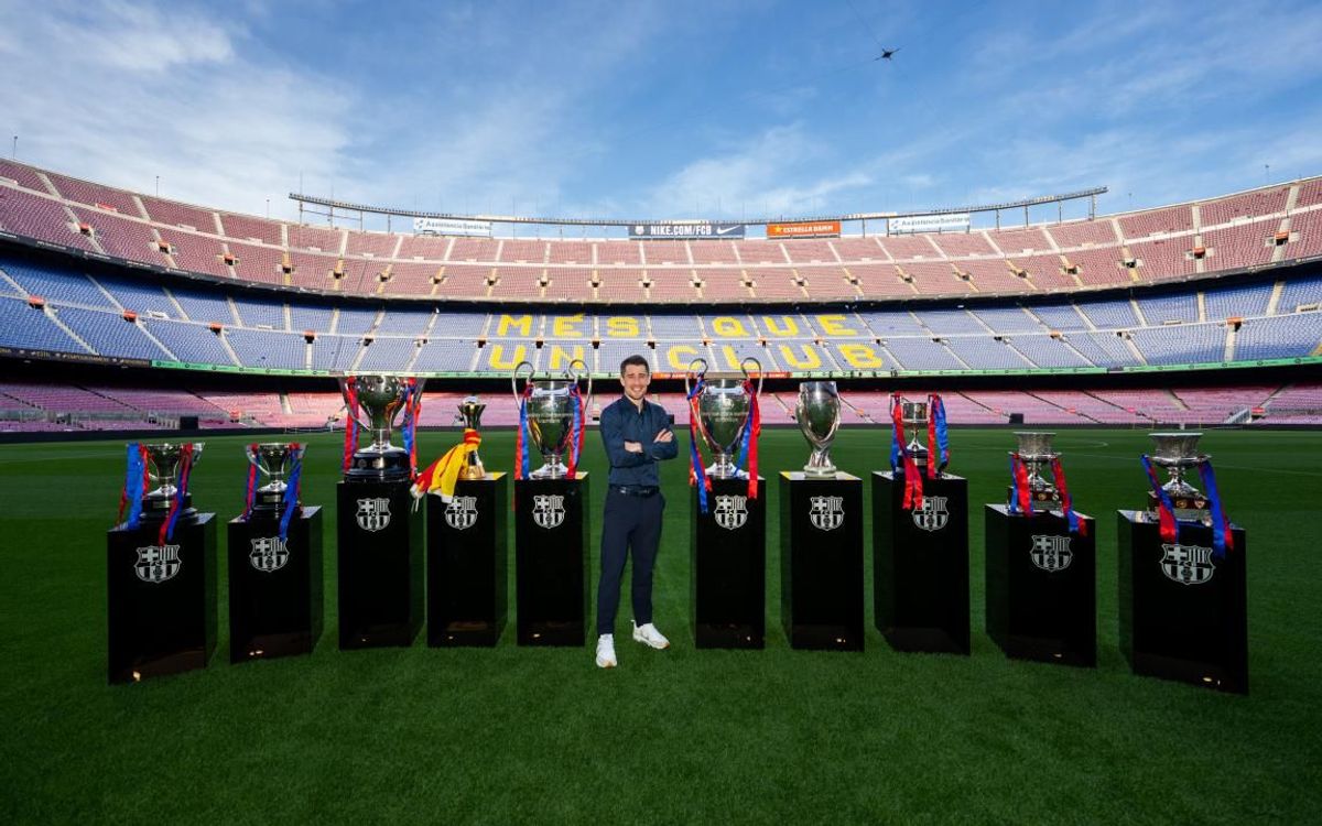 Bojan with his trophies won at Barça.