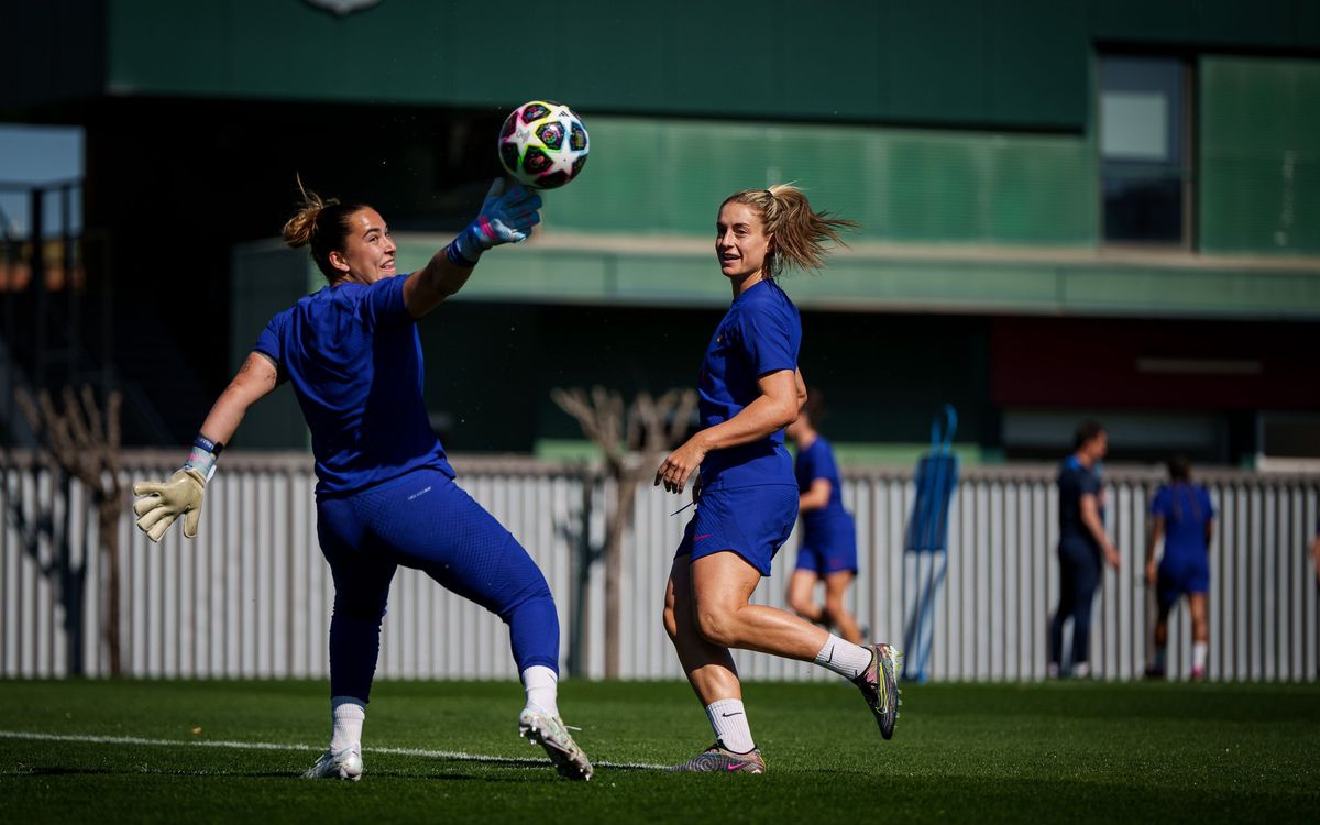 Alexia joins part of training session