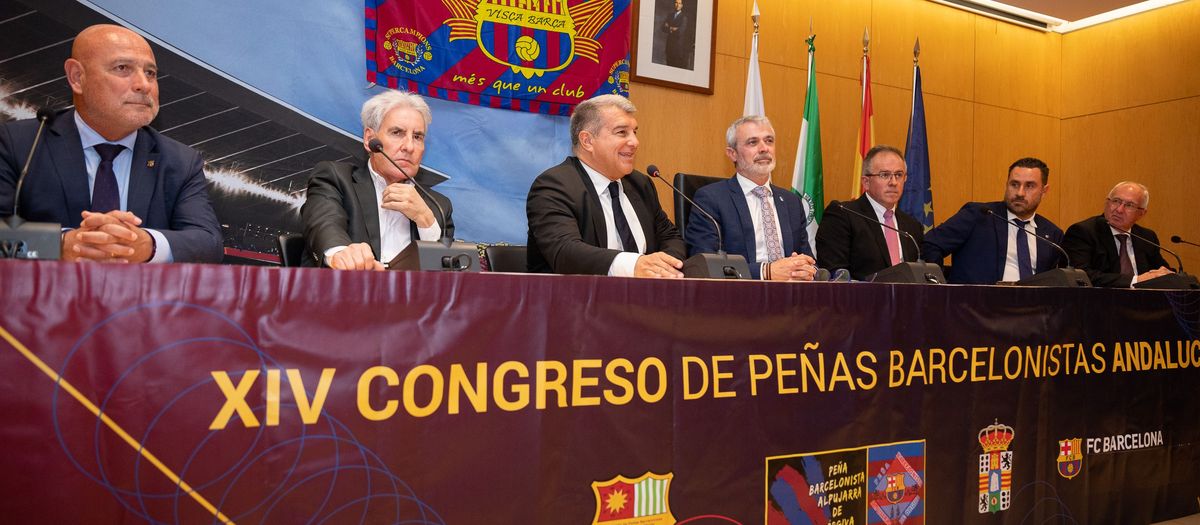 Joan Laporta assisteix al XIV Congrés de Penyes d’Andalusia, Ceuta i Melilla
