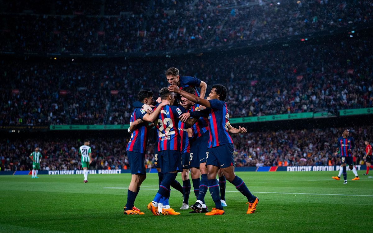 صور مباراة : برشلونة بيتيس 4-0 ( 29-04-2023 )  Mini__SG_4485_1