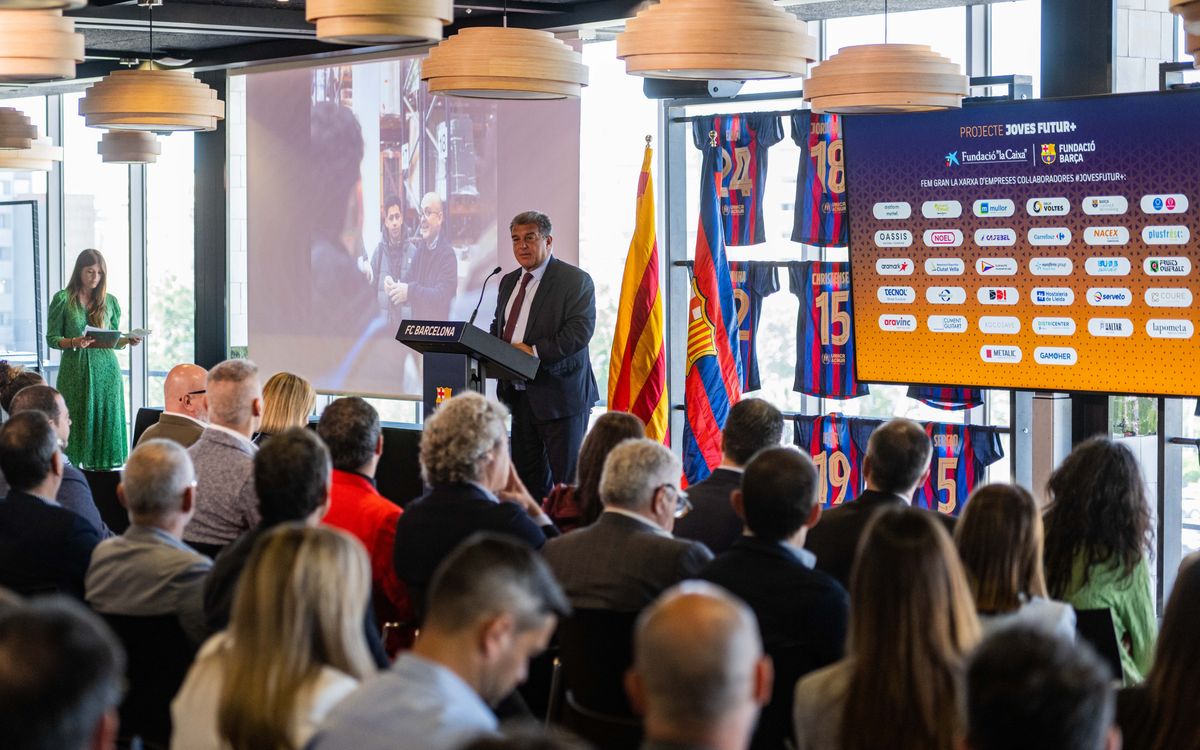 Laporta, en nombre de la Fundació, reconoce a las empresas que participan en el proyecto JOVES FUTUR+, que recibe el apoyo de la Fundació “la Caixa”