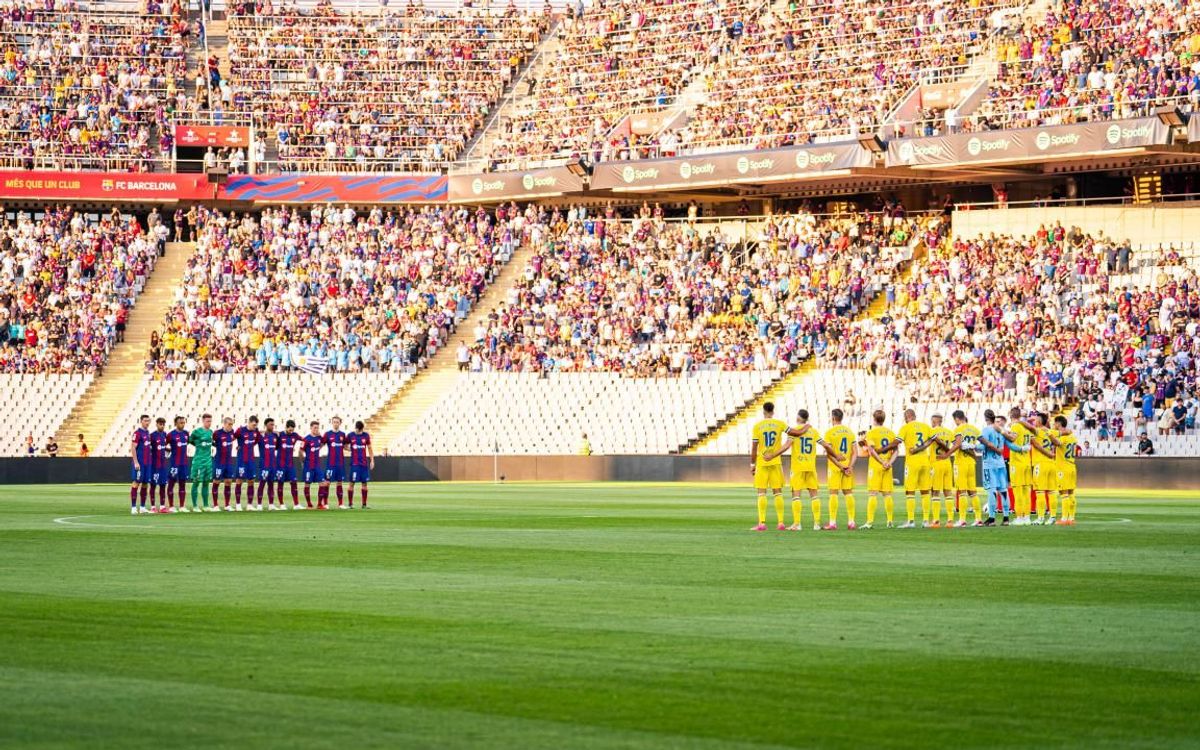 صور مباراة : برشلونة - قادش 2-0 ( 20-08-2023 )  Mini_FCB_Cadiz-042