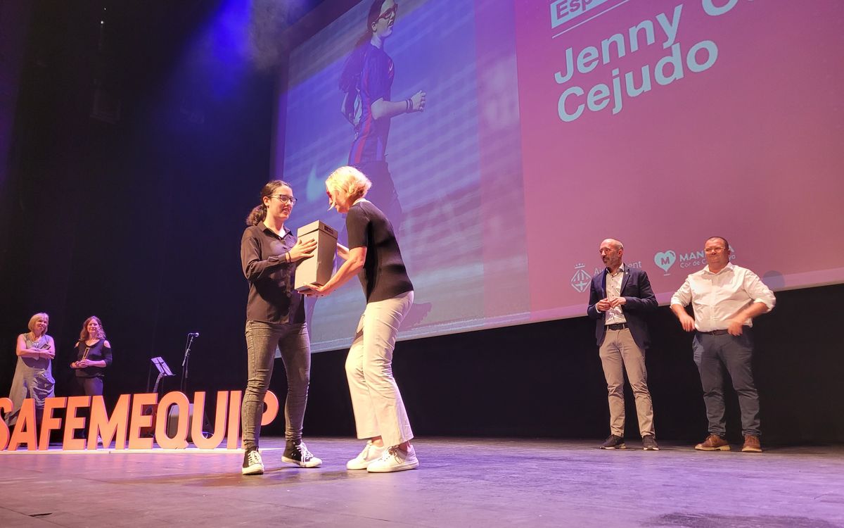 Premi per a Yenny Cabanillas, jugadora del Fundació Barça Genuine