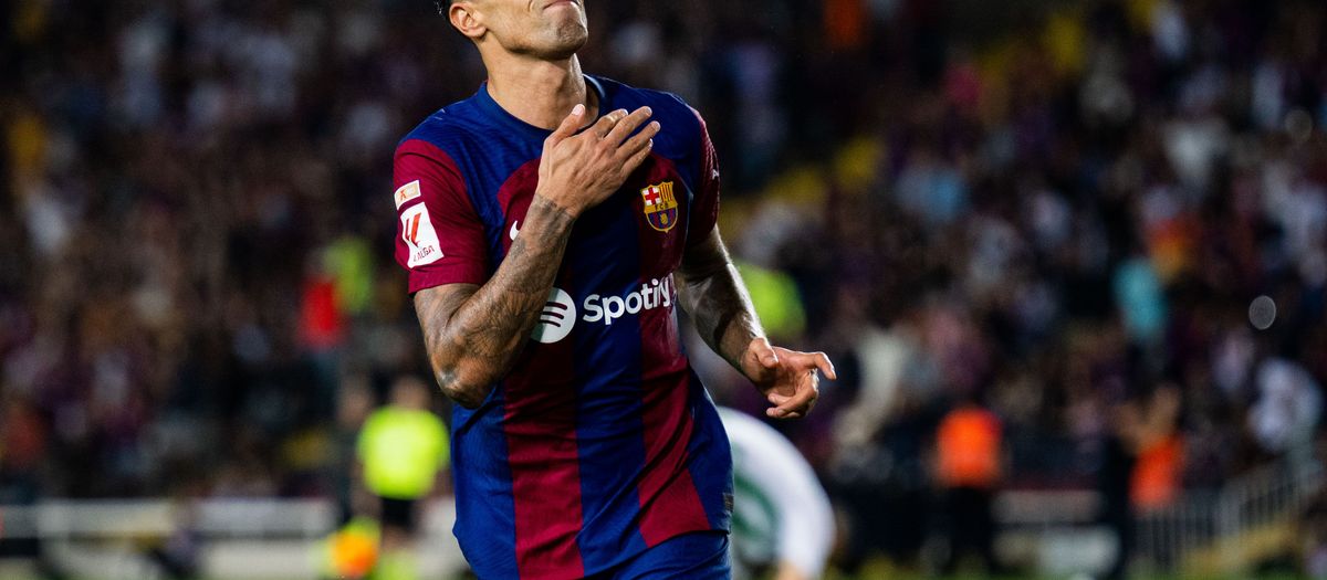 João Cancelo, goalscoring all-rounder