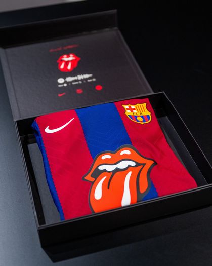 FC Barcelone : un maillot spécial Rolling Stones pour le Clasico