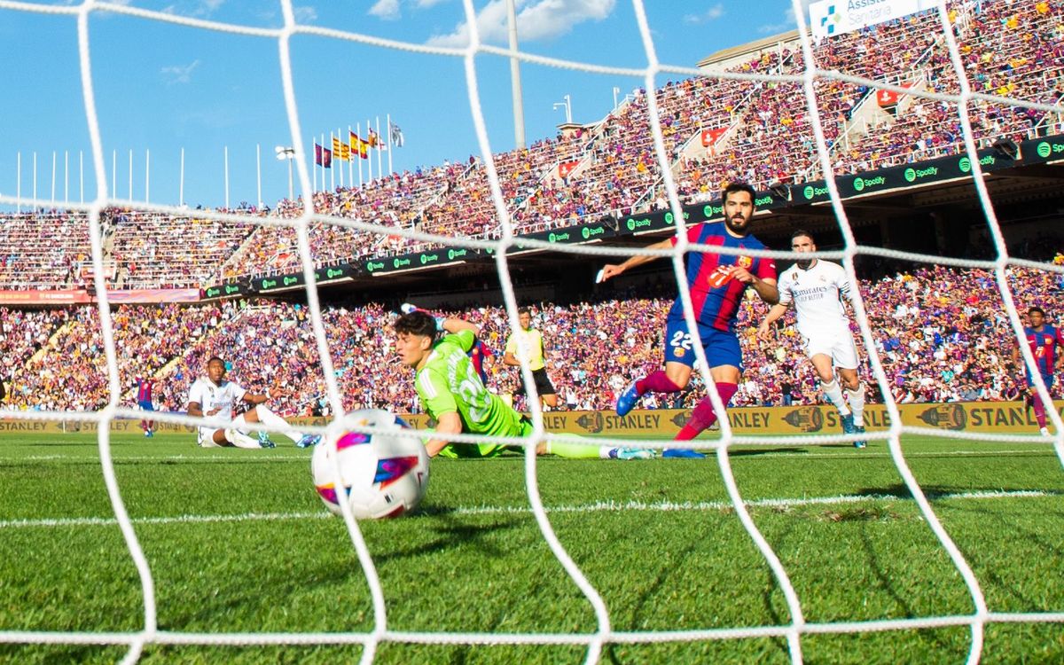 صور مباراة : برشلونة - ريال مدريد 1-2 ( 28-10-2023 )  2023-10-28_FCBvsRMADRID_109