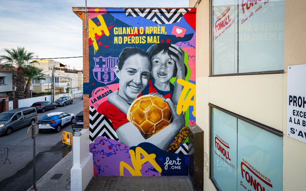 El FC Barcelona homenatja Aitana Bonmatí amb un mural sorpresa al seu poble natal