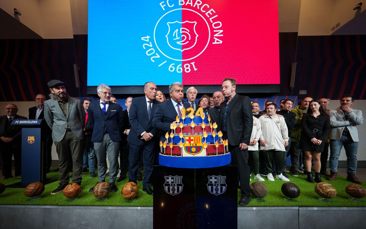 FC Barcelona celebrates 124 years by presenting the Commissioner and Manifesto for the 125th Anniversary