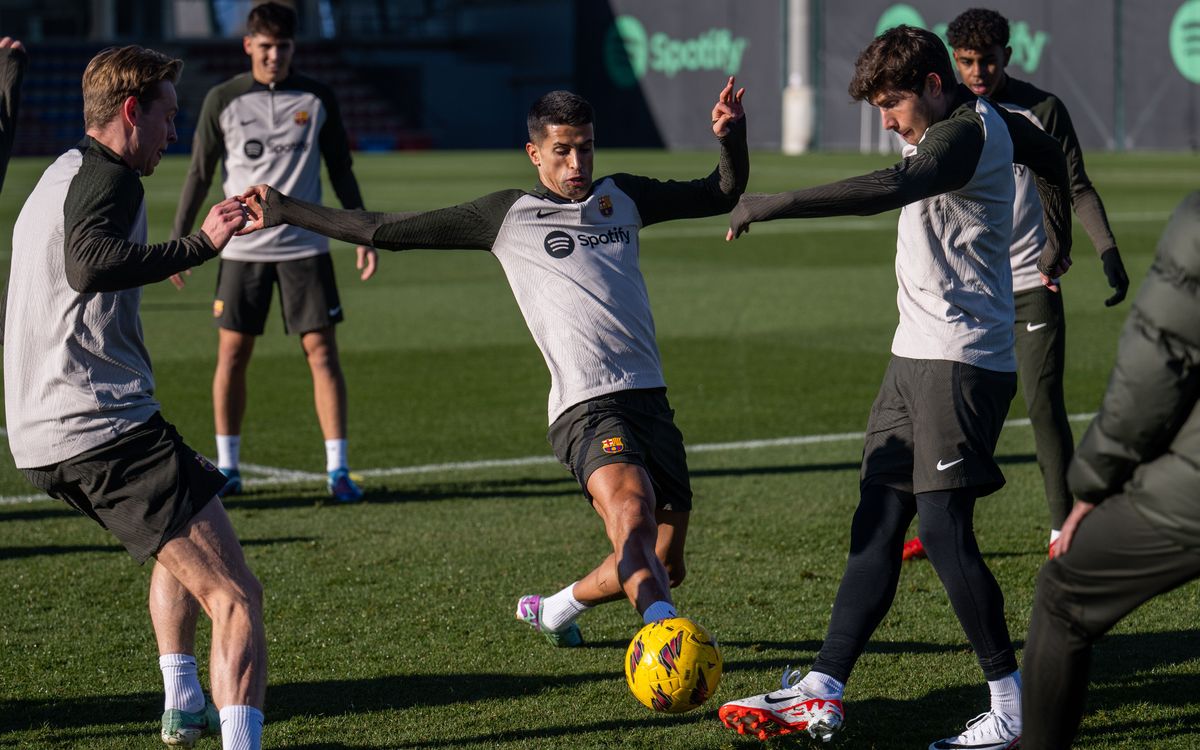 Le groupe du Barça pour la réception d'Almeria