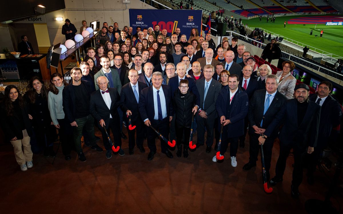 El FC Barcelona homenatja el Barça Hockey Herba pels seus 100 anys d’història
