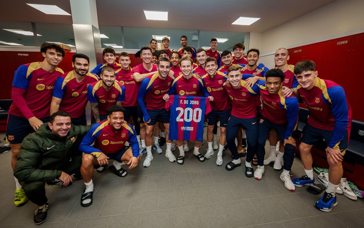 Séance de récupération avec un hommage à Frenkie de Jong