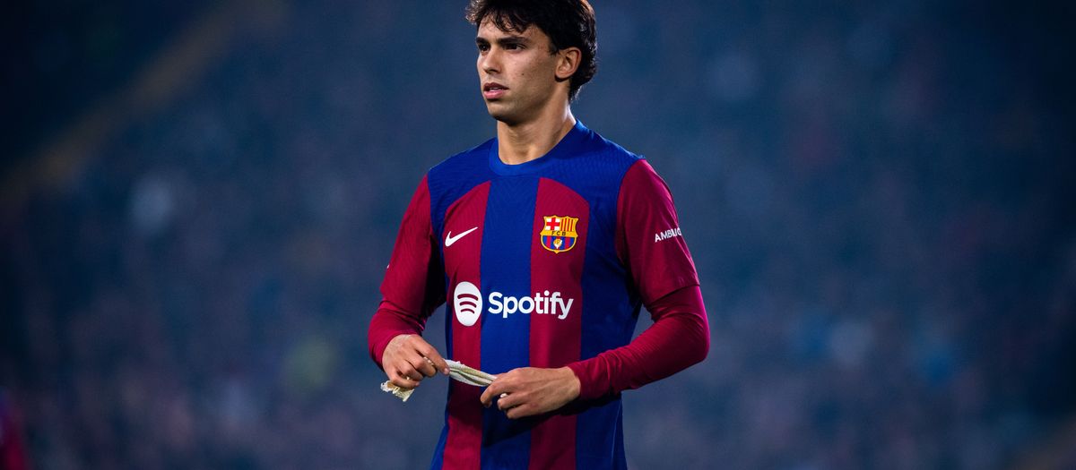 João Félix, amb un esquinç al lligament lateral extern del turmell dret