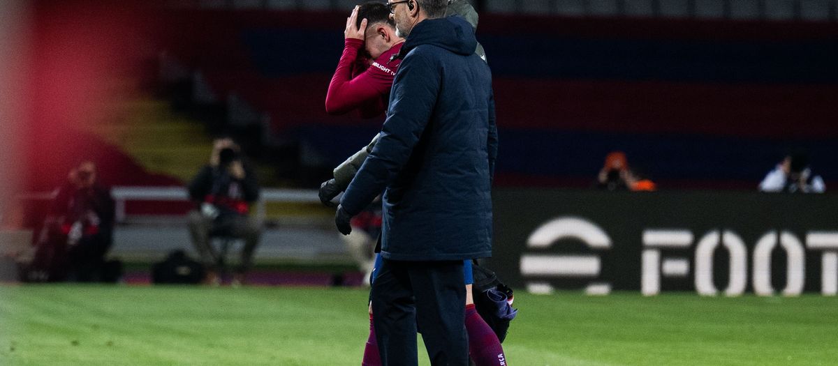 Ferran Torres, right hamstring injury