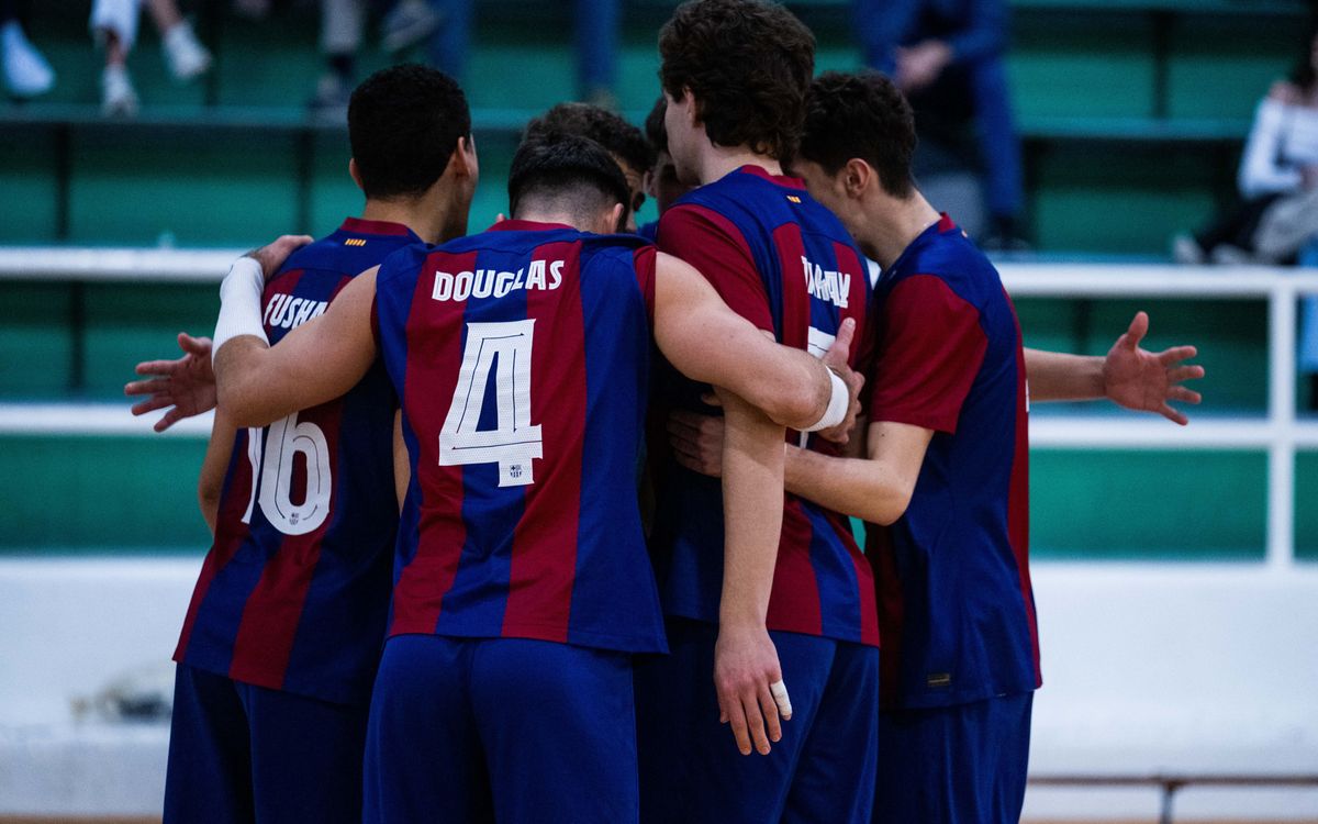 Barça - CV Roquetes (3-0): Mirando hacia arriba