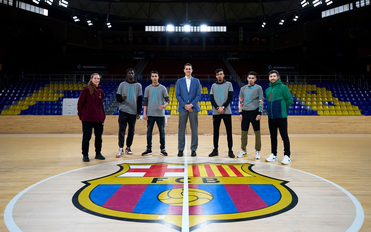 Four young adults from the Young Offender Institution visit the Barça Museum and the Palau Blaugrana as part of the One Team programme, a Euroleague Basketball social project