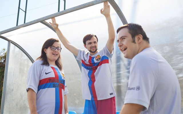 FOTO NDP OFRENA TRIPLET