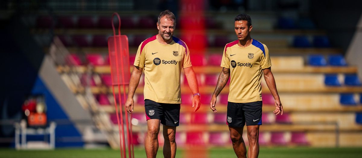 Thiago Alcántara poursuit sa formation d'entraîneur avec le Barça