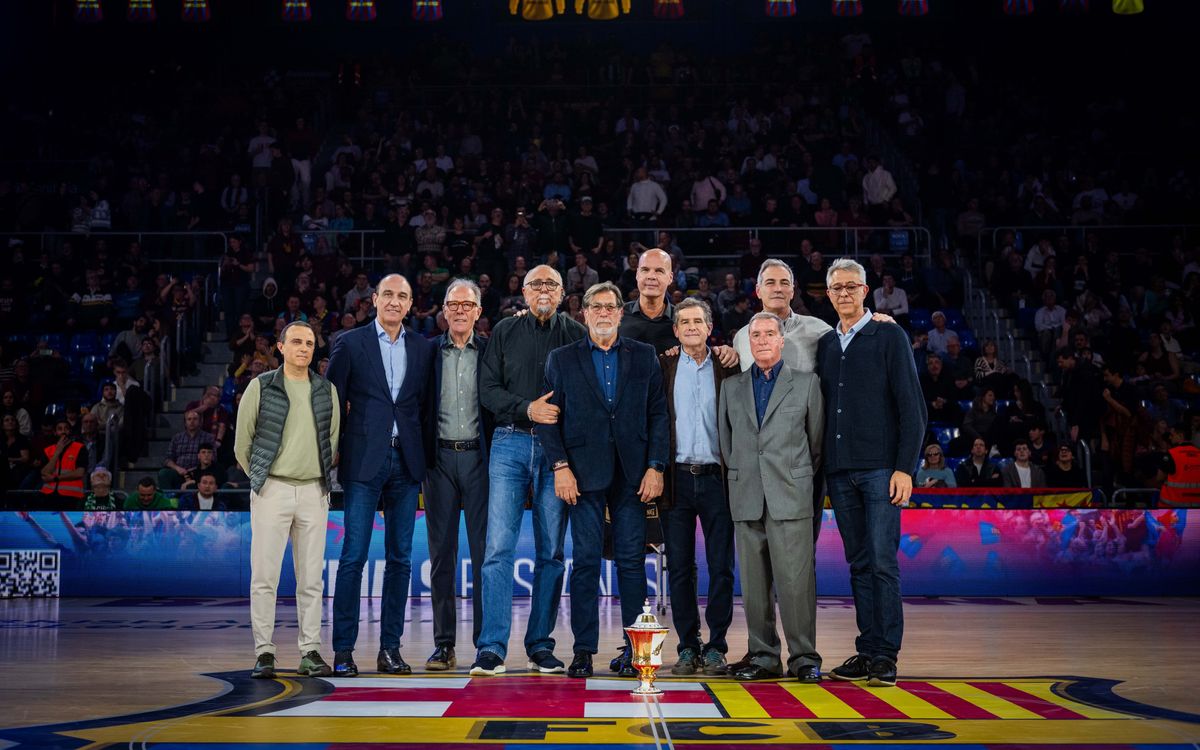 El merescut homenatge als campions de la Recopa de Grenoble