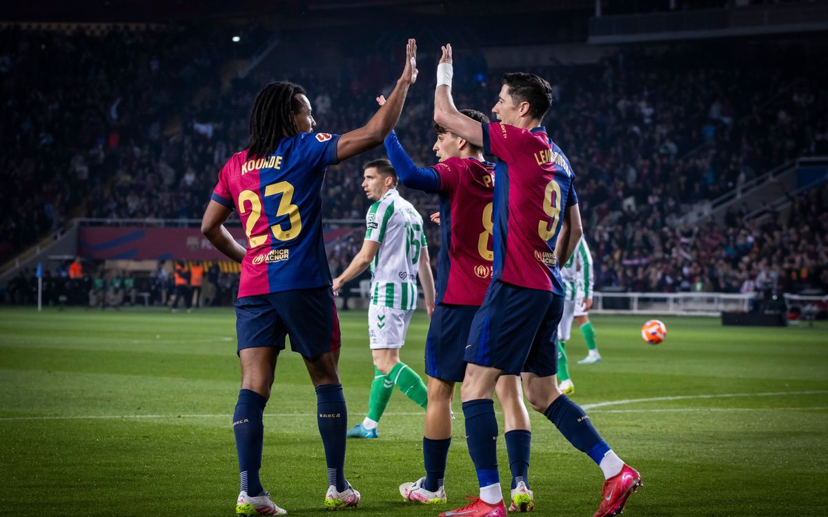 FC Barcelone - Betis : Un peu plus leaders (1-1)