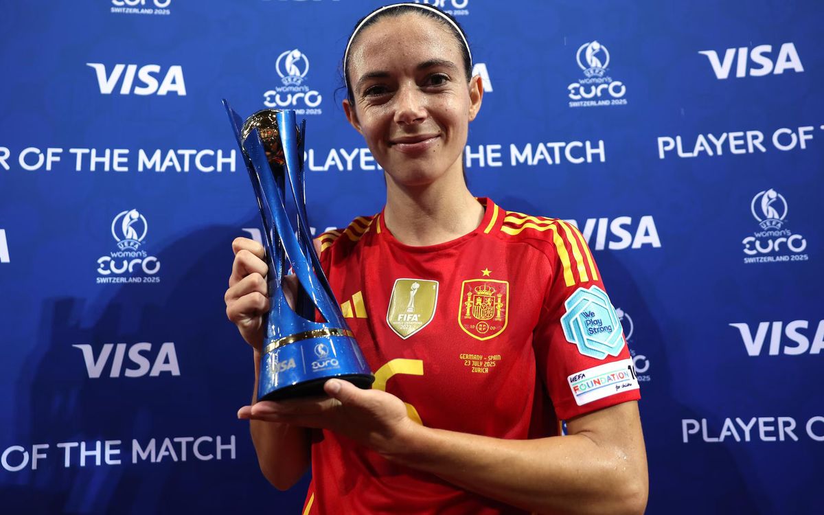 Aitana es vesteix de Puyol