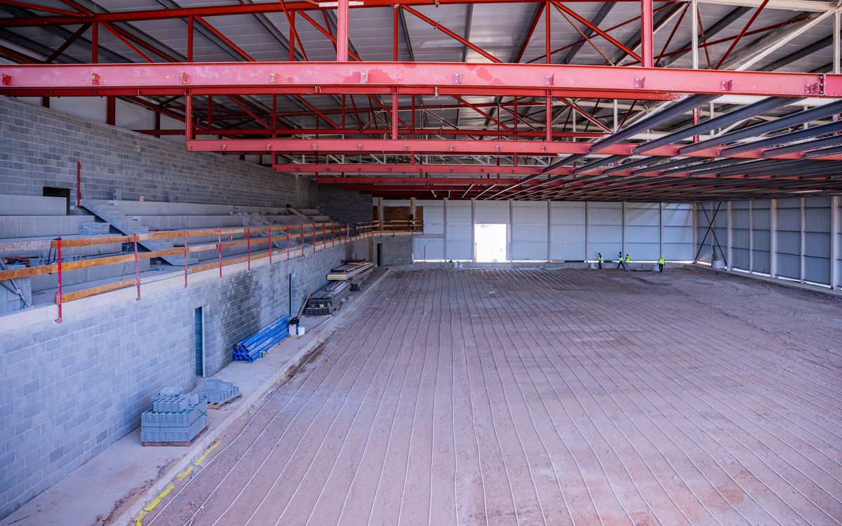 Les obres de la nova pista de gel provisional avancen i es manté la previsió d’obertura per a l’inici del 2026