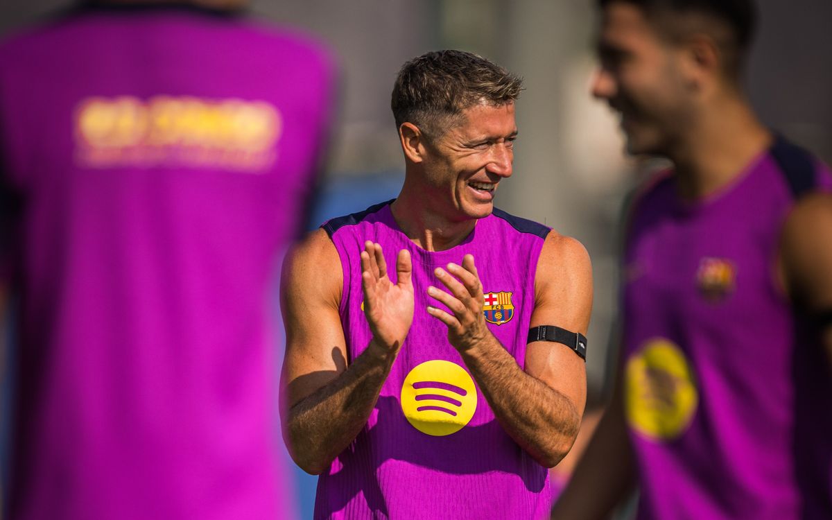 Lewandowski, nouveauté dans le groupe pour Levante - Barça