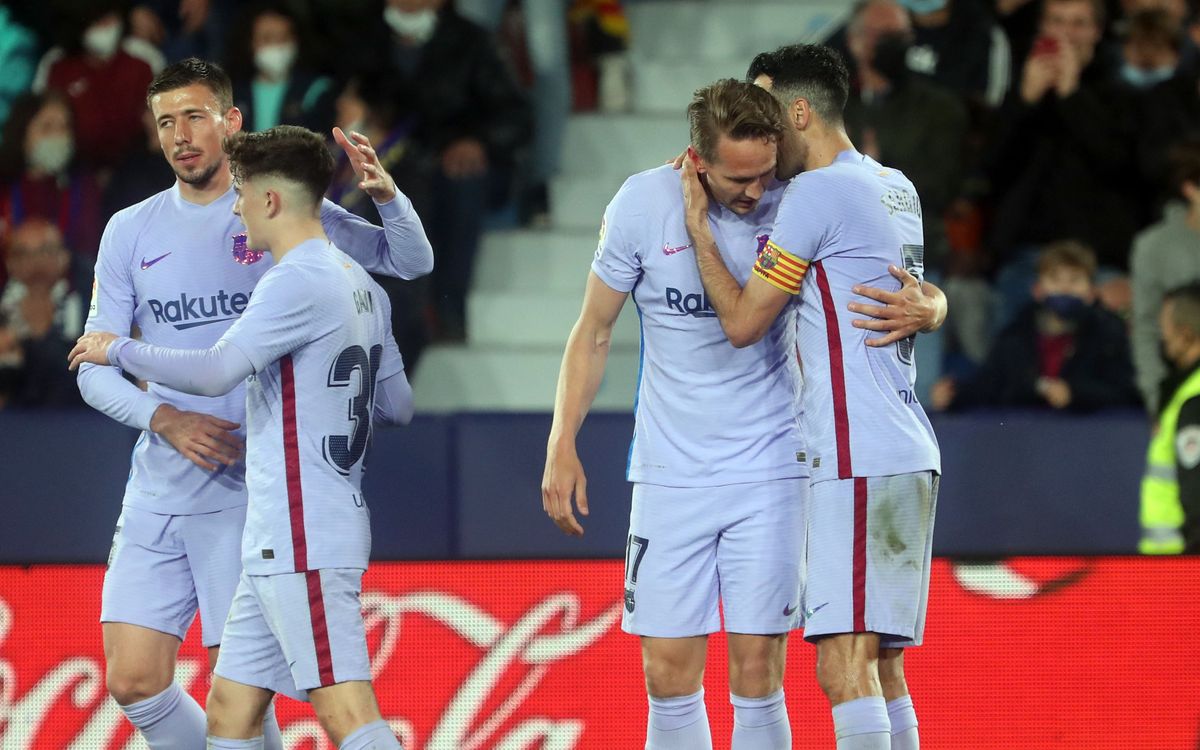 Levante-FCBarcelona2-3J311aDivisio20212022_2022-04-10levante-barcelona54