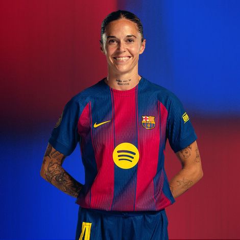 Yoshi bilan mushukdagi ozgarishlar (foto) Kauchuk qogirchoq bilan porno, shishiruvchi ayol