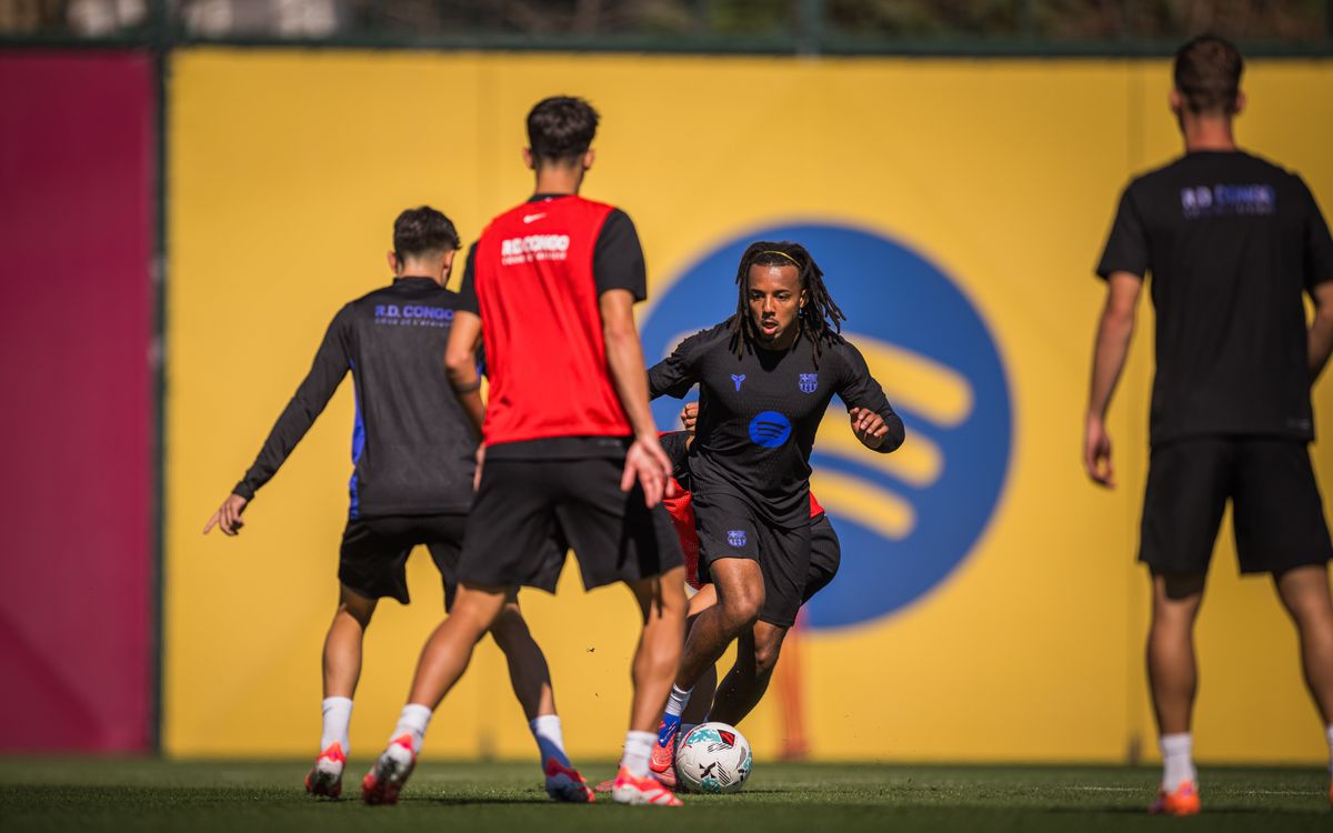 Última sesión previa al Oviedo - FC Barcelona