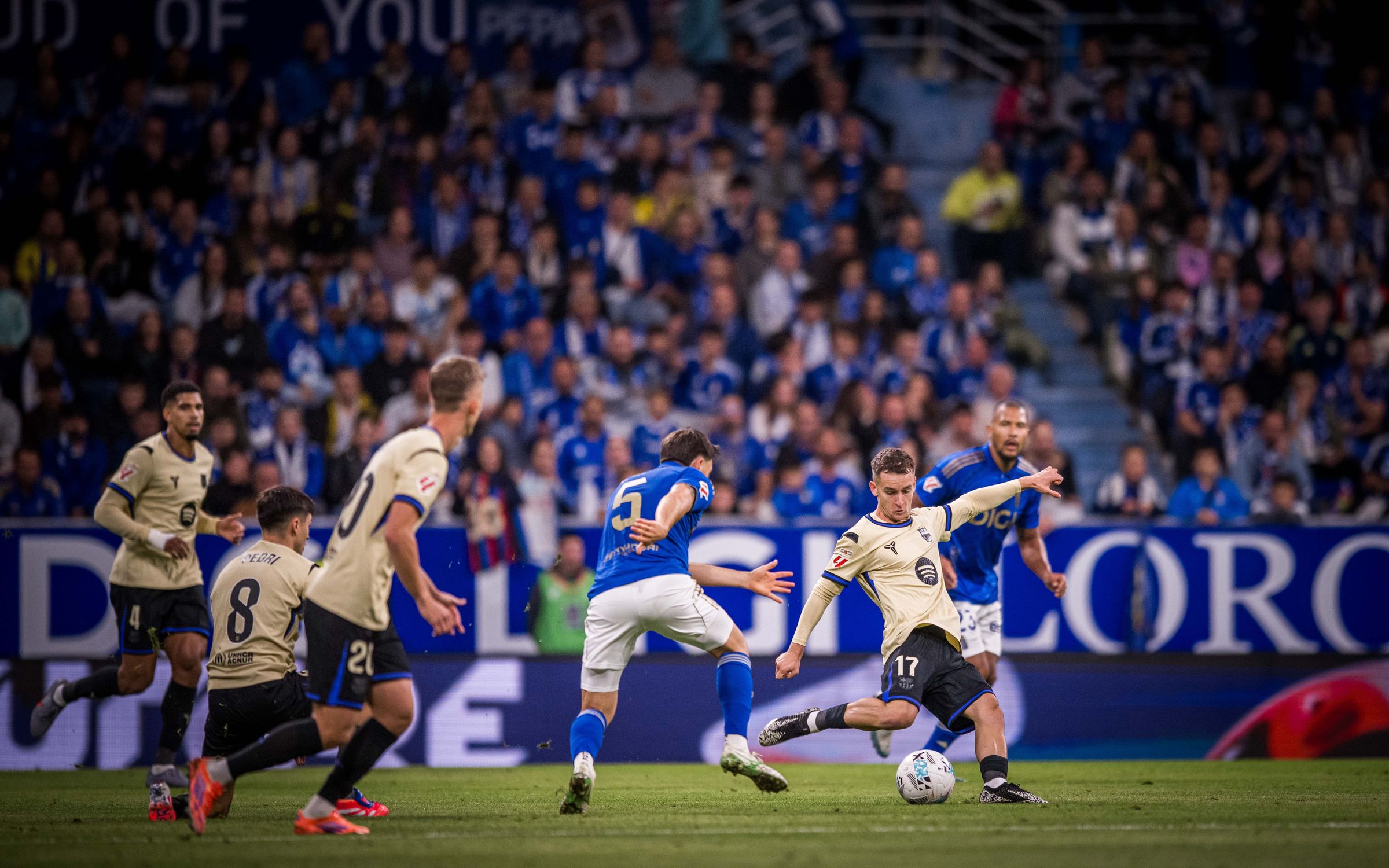 Marc Casado mulai kehilangan tempat di Barcelona