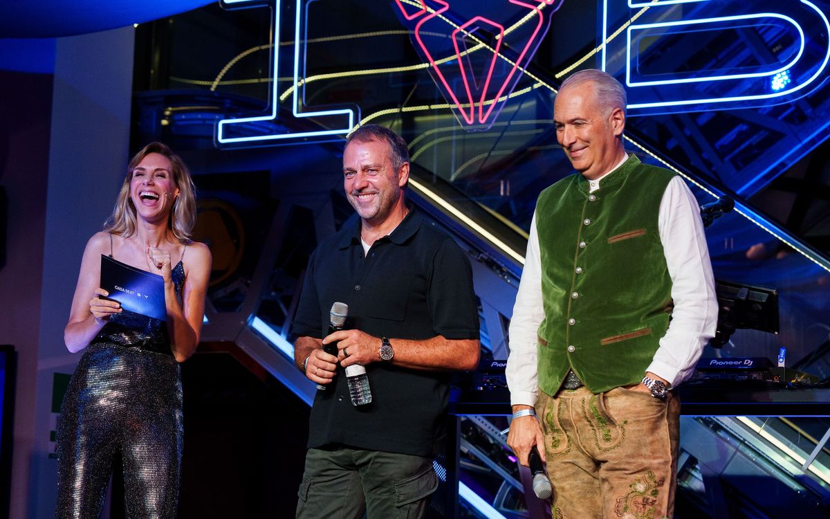 Hansi Flick, protagonista en el Oktoberfest de CASA SEAT