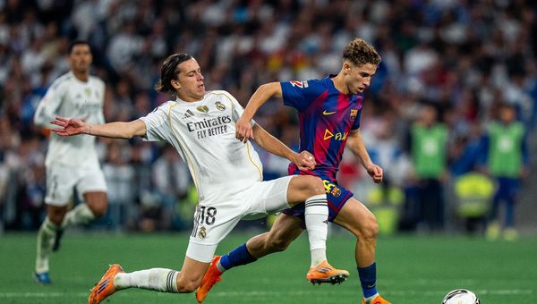 レアル・マドリード - FCバルセロナ（0-4）: VIVA LA VIDA（人生万歳）