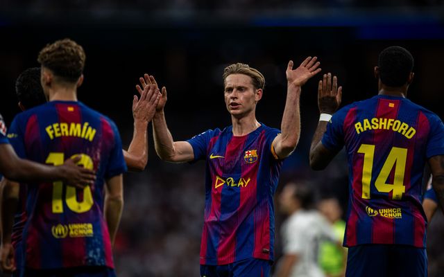 Kochada paypoq kiygan qiz video