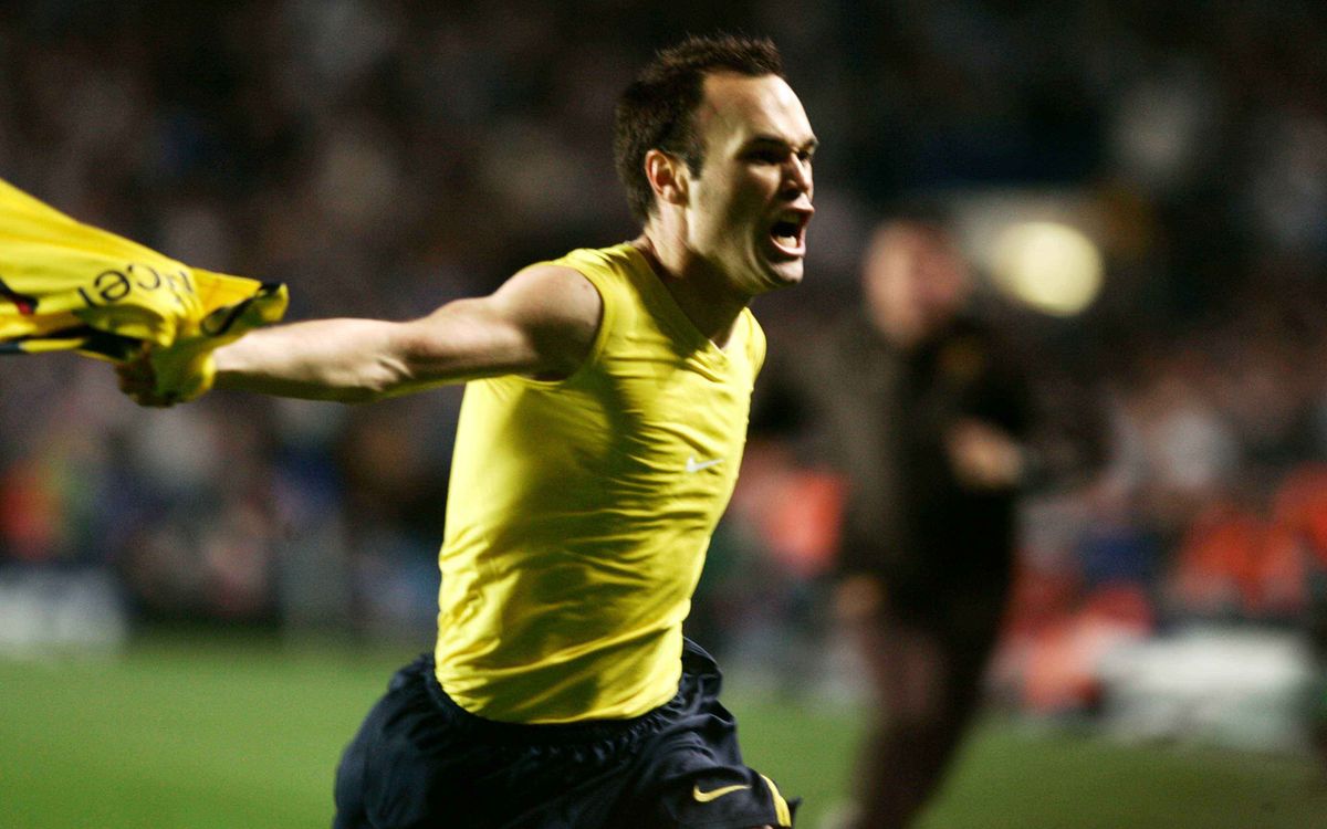 Iniesta, at Stamford Bridge in 2009.