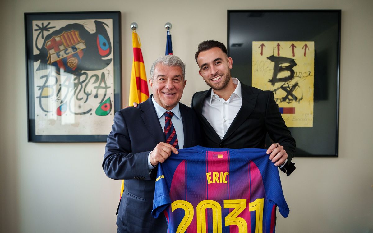 Eric Garcia firma la renovación con el Barça hasta 2031