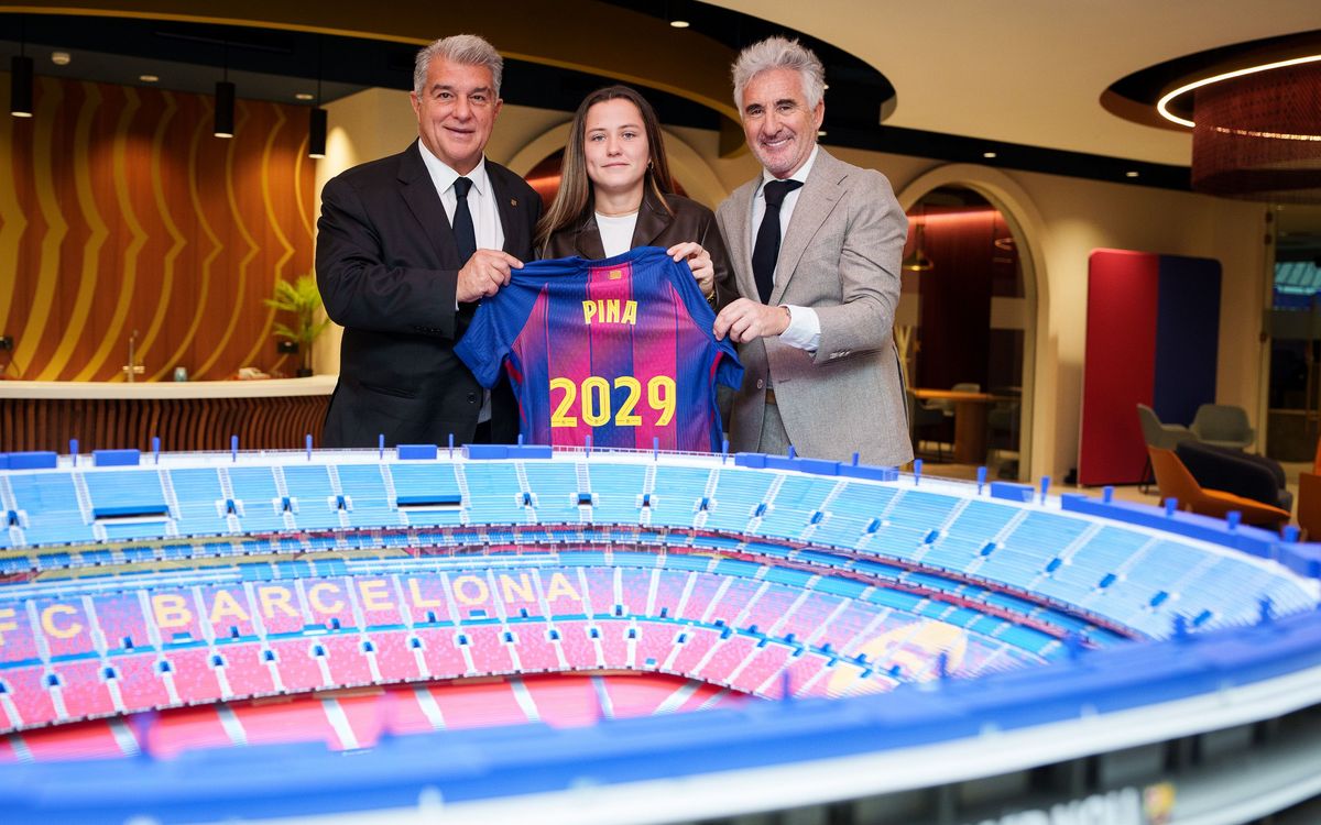 Claudia Pina, culer hasta 2029