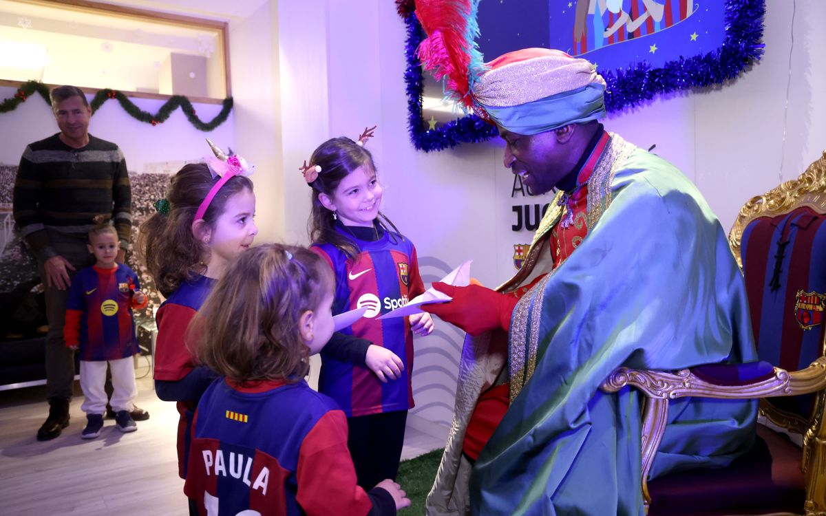 Visita real en la Agrupación