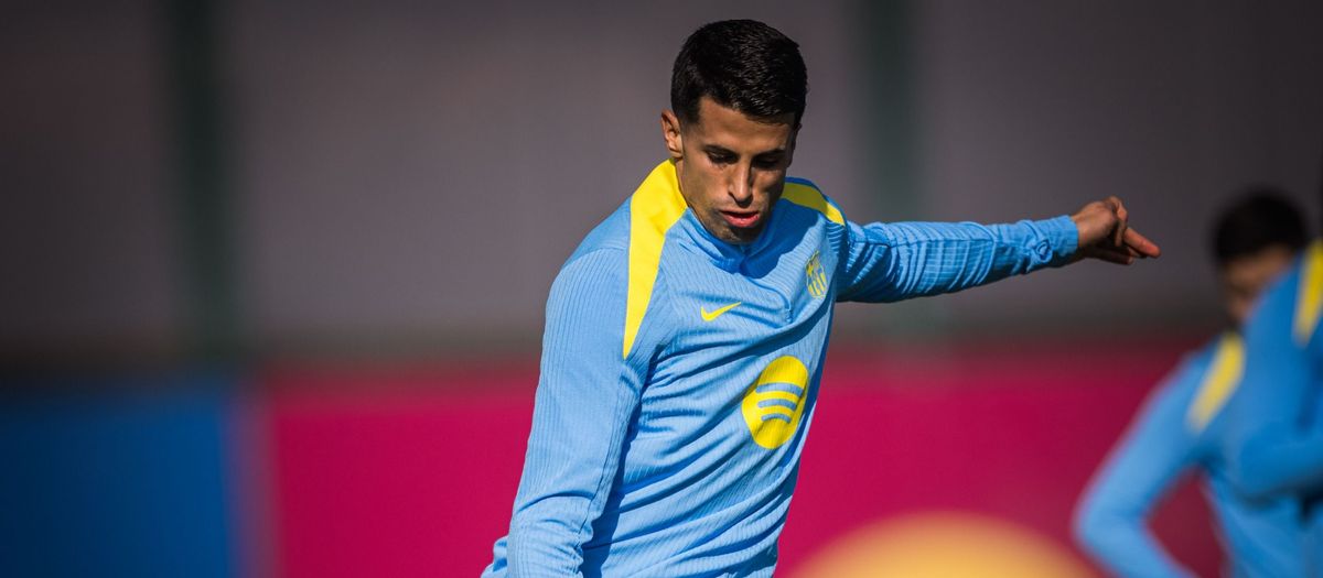 First training session with João Cancelo